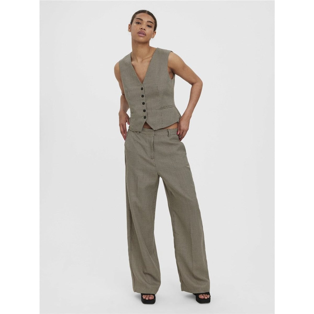 MID RISE WIDE PANT 3