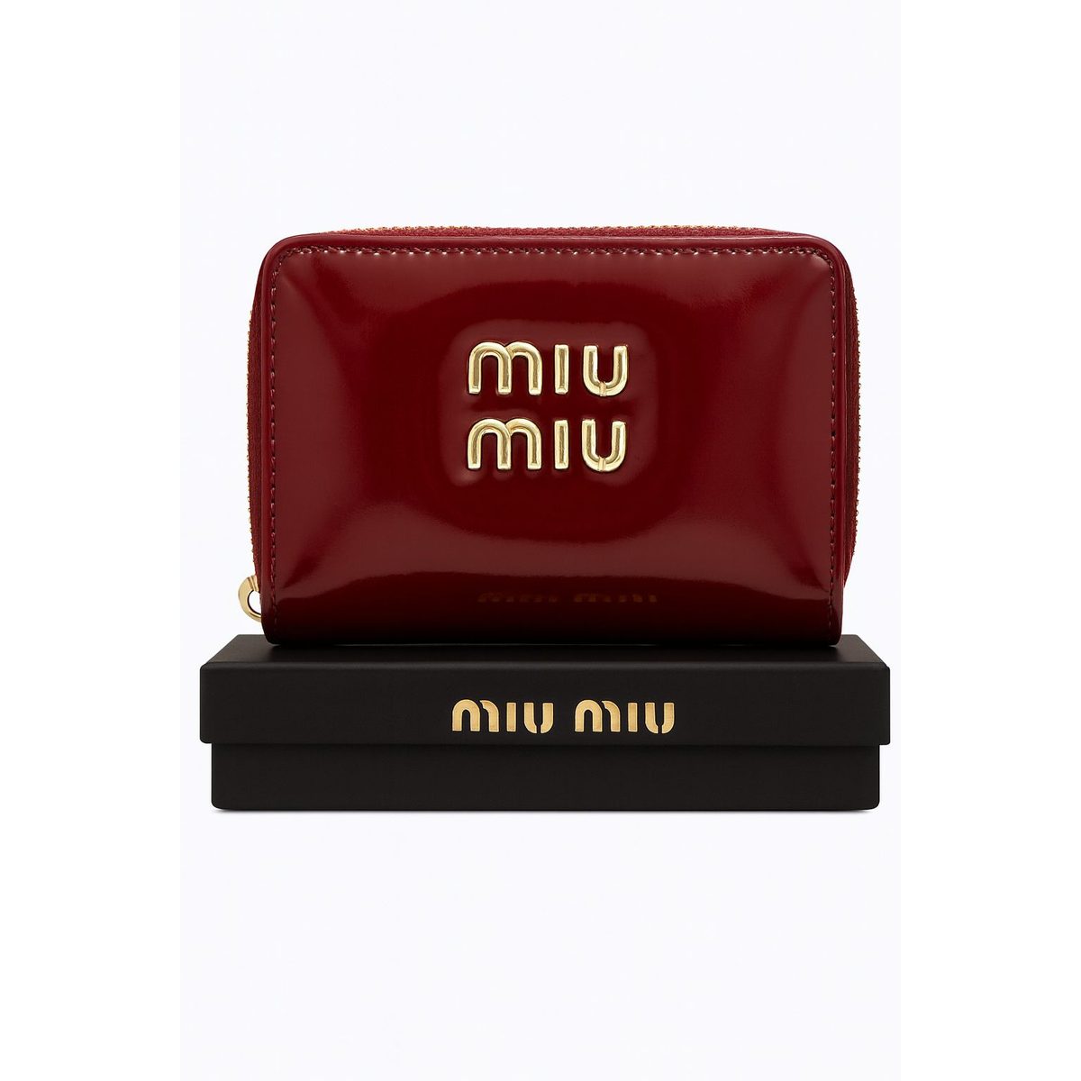 جزدان صغير Miu Miu برغندي بتصميم أنيق ولمسة ذهبية