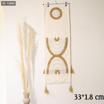 رنر مستطيل 1.8*33سم بيج مرسم فرو ابيض وعسلي EL80/8 =ط55