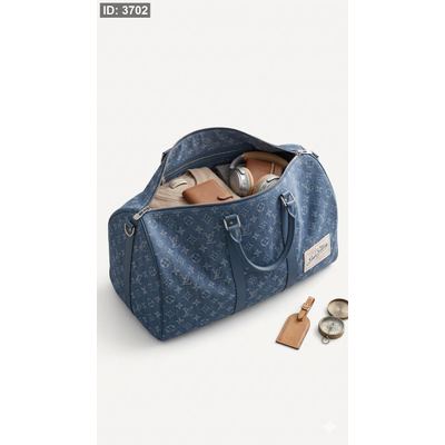 شنطة سفرية - LOUIS VUITTON / مقاس 50 CM شامل ايد