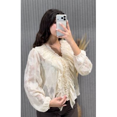 بلوزة Vanilla Ruffle