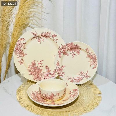 طقم صحون 24 قطعة بورسلان احمر ع.ك بني 1747 =ك4