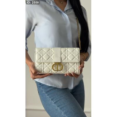 كلاتش Dior - شامل علبة #8134