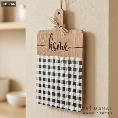 ديكور خشبي معلق بتصميم لوح تقطيع كاروهات