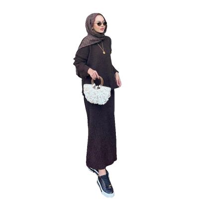 طقم تنورة صوف تريكو