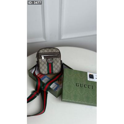 باوتش - Gucci - كوبي ماستر / شامل علبة الشركة
