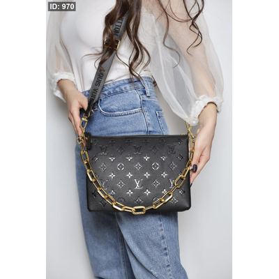 شنطة - LOUIS VUITTON / شامل علبة