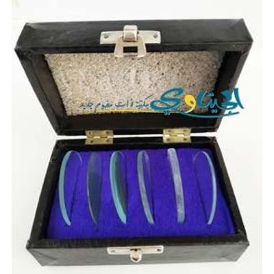 طقم عدسات مع علبة 6 عدسة