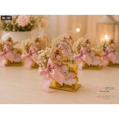 توزيعة شنته اكريليك مع شوكلاته فاخره ورسومات