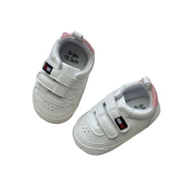 حذاء TOMMY
