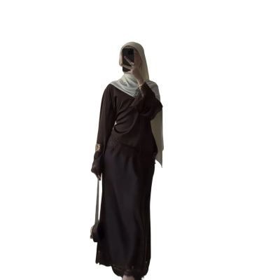 تنورة ستان مع دانتيل6341
