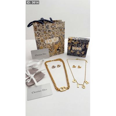 طقم سنسال وحلق - Dior \ شامل علبة وكيس الشركة
