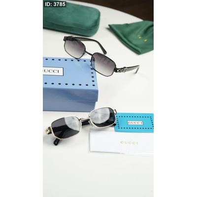 نظارة - Gucci / شامل علبة الشركة