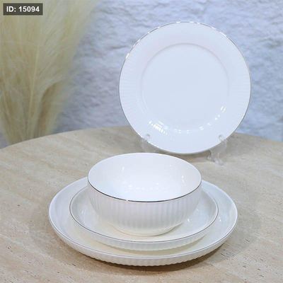 طقم صحون سفرة /24 بورسلان ابيض 7008 لميع محزز ++ع3