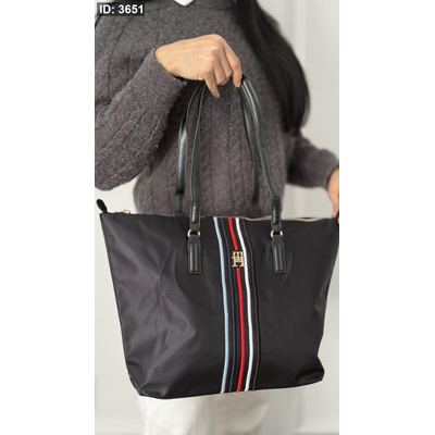 شنطة Tommy Hilfiger - قماش