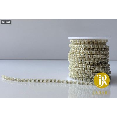 شريط لولو ابيض مع كرستال 10 يرد ( كود 809 )