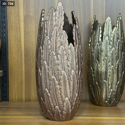 فازة نحاس هندي شكل اوراق انتيك احمر 40 سم