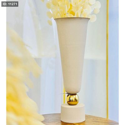 فازة تنك 63سم شكل كاس 89063M قاعدة طابة ذهبي BEIGE هندي %ه9