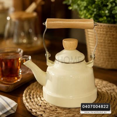 ابريق شاي ابيض مع حمالة بامبو خشبي 1.1 لتر