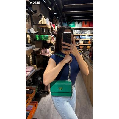 شنطة - Prada