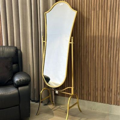 مراية مع ستاند معدن ذهبي شكل درع DK-2305