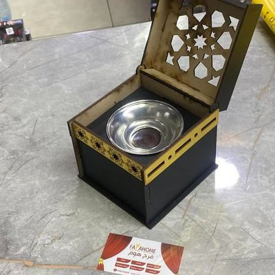 مبخرة من بديل الخشب شكل الكعبة مع زخارف cnc مذهبة