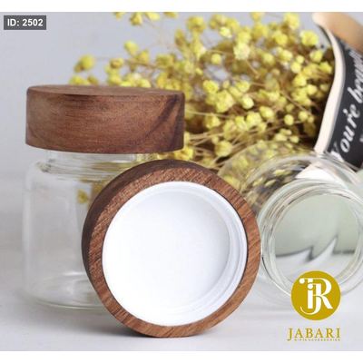 علب زجاج غطاء بلاستيك ( 6*6.5 سم )