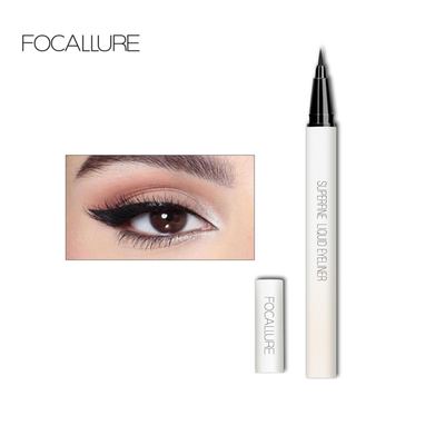 آيلاينر سائل من FOCALLURE
