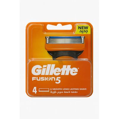 Gillette Fusion 5 – شفرات حلاقة رجالية 4 قطع  5 شفرات دقيقة للحلاقة المريحة شريط ترطيب لحماية البشرة من التهيّج تصميم يم