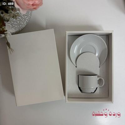 علبة كرتون تقيل سحب مع فنجان وصحن