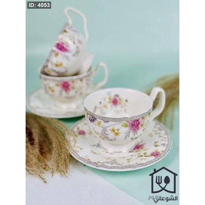 مج بورسلان مع قاعدة مذهب متعرج مرسم ورد مع صحن كبير