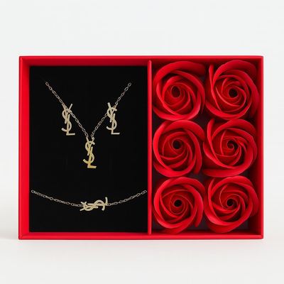 طقم مجوهرات YSL ذهبي