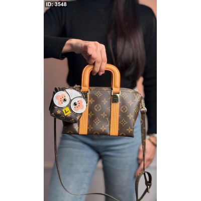 شنطة - Louis Vuitton /شامل مدالية - شامل علبة الشركة -1888-Double box