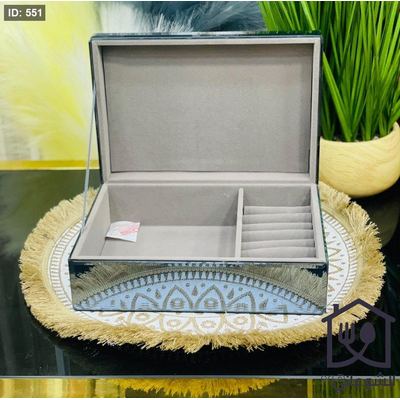 صندوق اكسسوارات زجاج