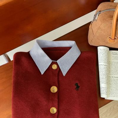 بلوز بولو قبة مخططة زرار دهبي 4-5920