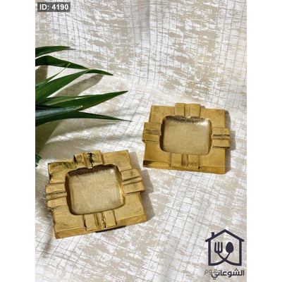 متكة معدن هندي ذهبي مربع