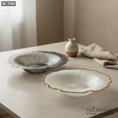 صحون فواكة زجاجية بتصميم مموج وحافة ذهبية