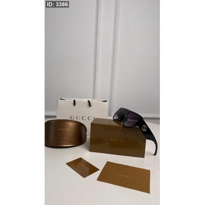 نظارة شمسية /Gucci - شامل علبة وكيس الشركة