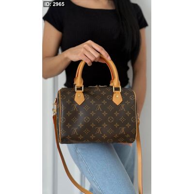 شنطة - Lv speedy الترند - حجم وسط / شامل علبة الشركة