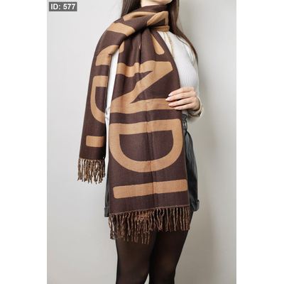 شال كتف Fendi