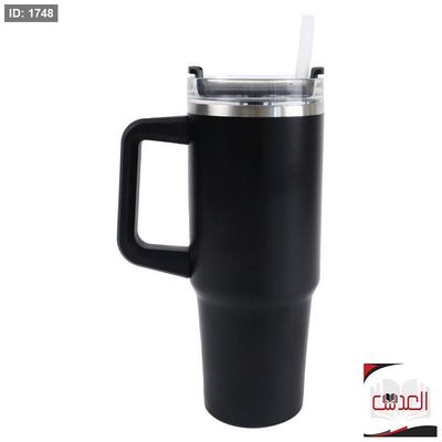 كاسة cup مع مصاصة