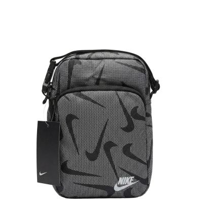 شنطة nike