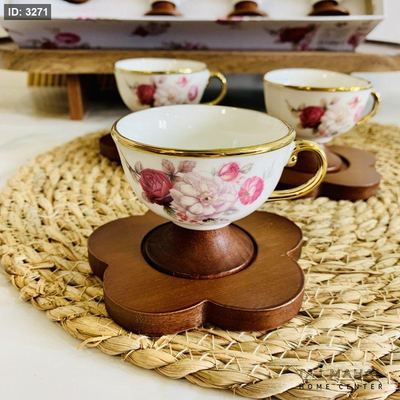 طقم ١٢ فنجان قهوة مزخرف مع قواعد خشبية