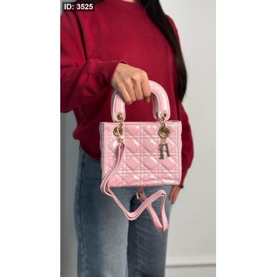 شنطة - شبيه Dior