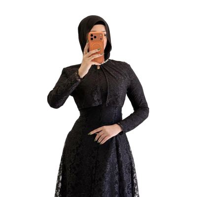 فستان دانتيل