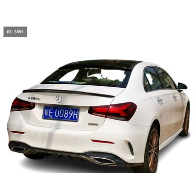 MERCEDES A CLASS SEDAN (أسود)