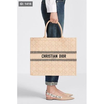شنطة - Dior Tote Bag / كوبي ماستر