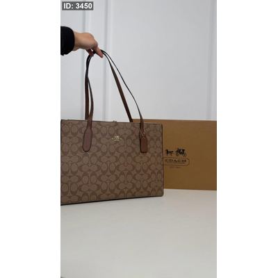 شنطة - Coach مقاس كبير / شامل علبة الشركة 26111#
