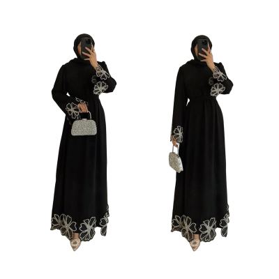 عباية تطريز ورود فضّي