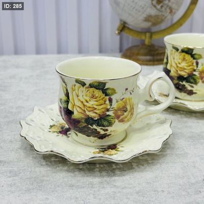 كاسات شاي 6/6 مع متكات بورسلان إنجليزي اصلي